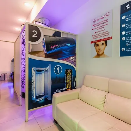 Well Located 12 With Kitchen And Backyard