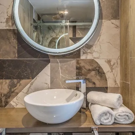 شقة Well Located 12 With Kitchen And Backyard